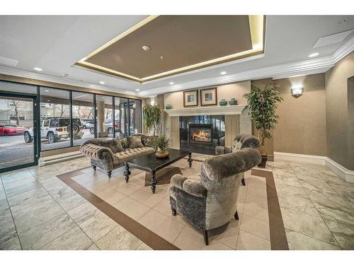 401-4 14 Street Nw, Calgary, AB - Indoor With Fireplace