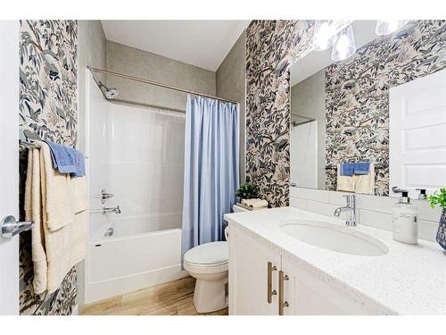 707 Buffaloberry Manor Se, Calgary, AB - Indoor Photo Showing Bathroom