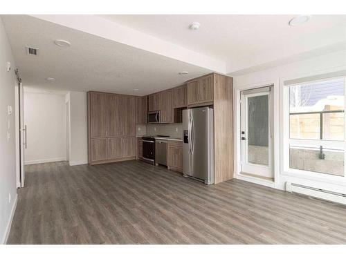 3102-350 Livingston Common Ne, Calgary, AB - Indoor Photo Showing Kitchen