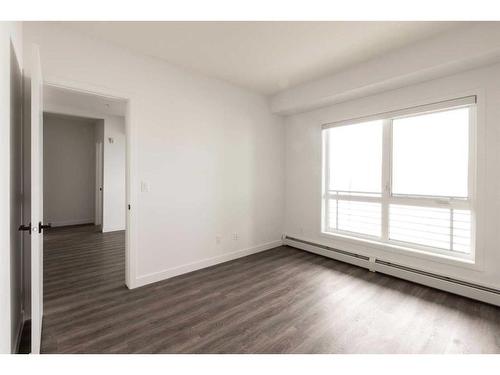 3102-350 Livingston Common Ne, Calgary, AB - Indoor Photo Showing Other Room