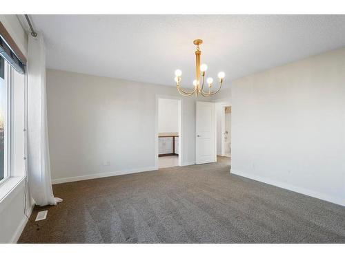 128 Elgin Estates Park Se, Calgary, AB - Indoor Photo Showing Other Room