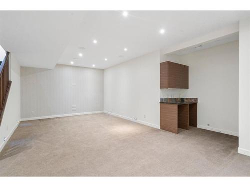 128 Elgin Estates Park Se, Calgary, AB - Indoor