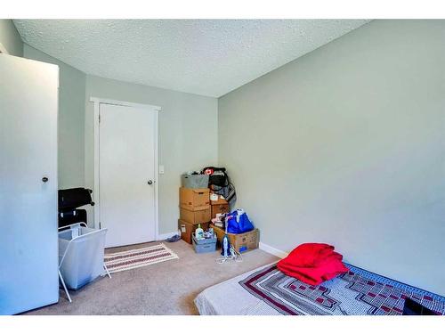 165 Castlebrook Way Ne, Calgary, AB - Indoor Photo Showing Bedroom