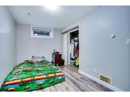 165 Castlebrook Way Ne, Calgary, AB - Indoor Photo Showing Bedroom