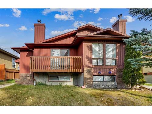 165 Castlebrook Way Ne, Calgary, AB - Outdoor With Deck Patio Veranda