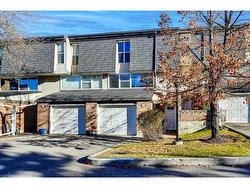 404 Brae Glen Crescent SW Calgary, AB T2W 1B6