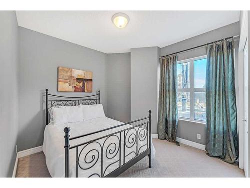 704-110 7 Street Sw, Calgary, AB - Indoor Photo Showing Bedroom