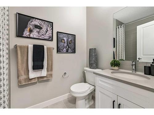 264 Northern Lights Crescent, Langdon, AB - Indoor Photo Showing Bathroom