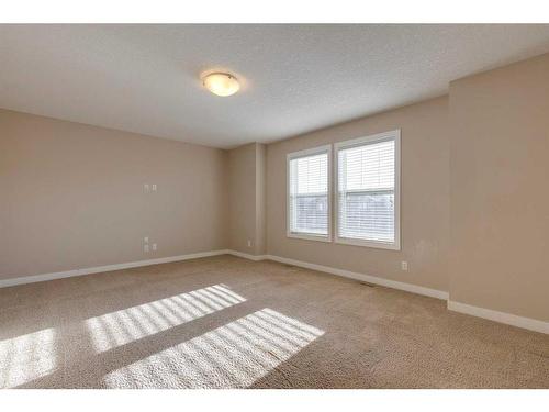 1170 Kings Heights Way Se, Airdrie, AB - Indoor Photo Showing Other Room