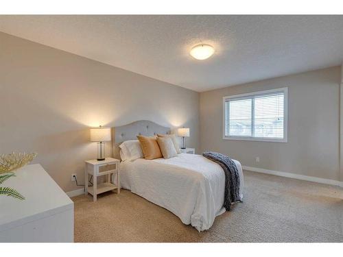 1170 Kings Heights Way Se, Airdrie, AB - Indoor Photo Showing Bedroom