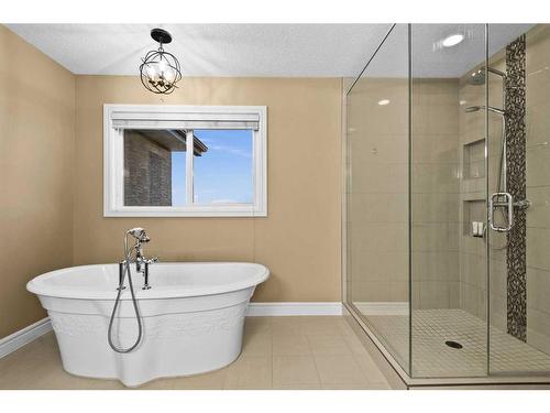 116 Cranarch Heights Se, Calgary, AB - Indoor Photo Showing Bathroom