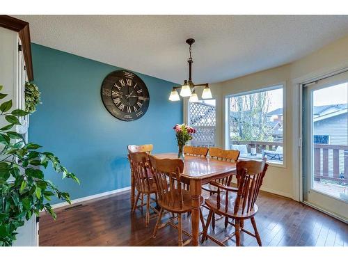 10 Silverado Plains Manor Sw, Calgary, AB - Indoor Photo Showing Dining Room