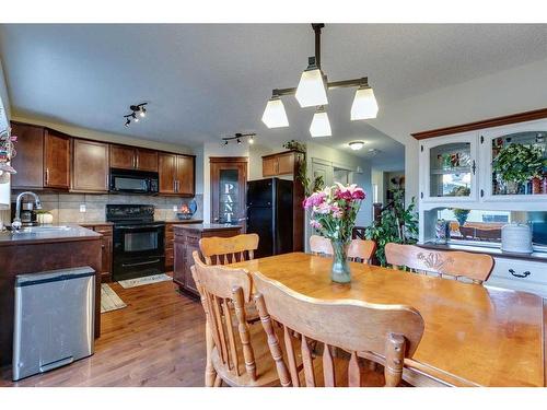 10 Silverado Plains Manor Sw, Calgary, AB - Indoor