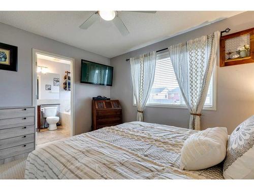 10 Silverado Plains Manor Sw, Calgary, AB - Indoor Photo Showing Bedroom