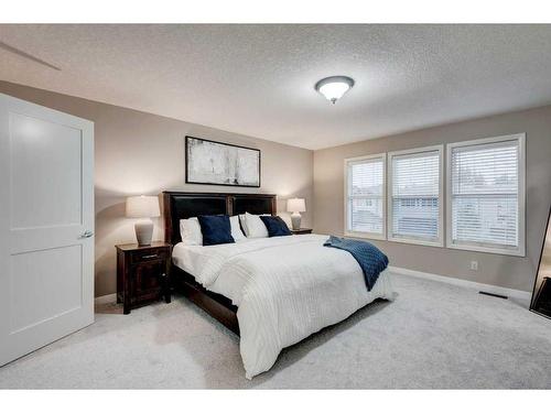 32 Chaparral Valley Terrace Se, Calgary, AB - Indoor Photo Showing Bedroom