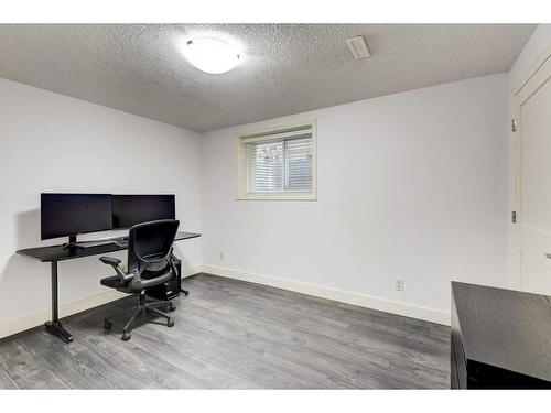 32 Chaparral Valley Terrace Se, Calgary, AB - Indoor Photo Showing Office