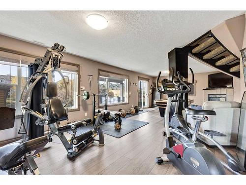 943 Bayside Drive Sw, Airdrie, AB - Indoor Photo Showing Gym Room