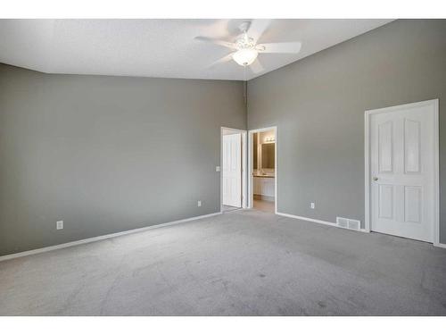 126 Mt Douglas Villas Se, Calgary, AB - Indoor Photo Showing Other Room