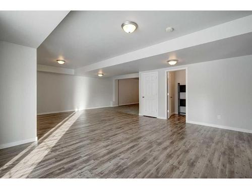 126 Mt Douglas Villas Se, Calgary, AB - Indoor Photo Showing Other Room