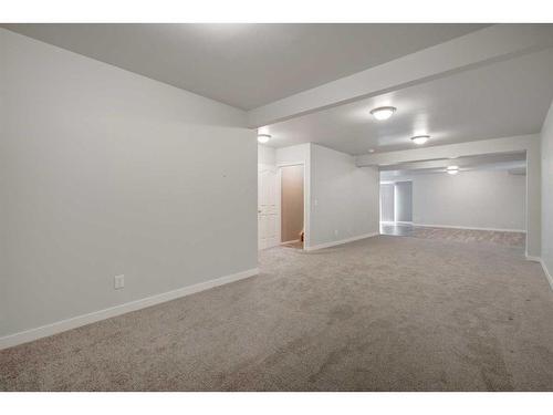 126 Mt Douglas Villas Se, Calgary, AB - Indoor Photo Showing Other Room