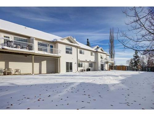 126 Mt Douglas Villas Se, Calgary, AB - Outdoor