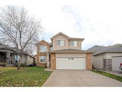 11 Evercreek Bluffs Road SW Calgary, AB T2Y 4P4