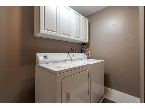 403-618 2 Avenue Nw, Calgary, AB - Indoor Photo Showing Laundry Room