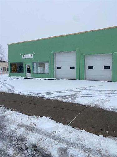 4814 50 Avenue, Olds, AB 