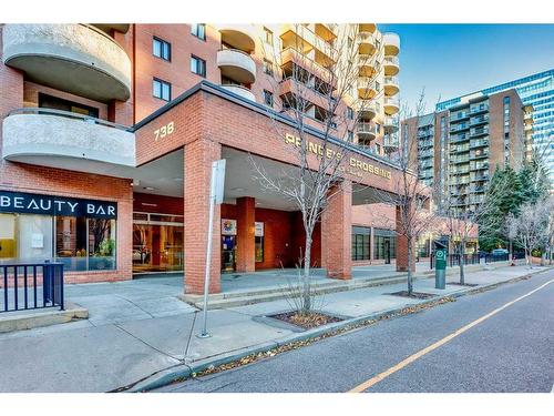 1401-738 3 Avenue Sw, Calgary, AB - Outdoor With Balcony With Facade