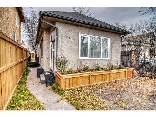 7437 21A Street Se, Calgary, AB - Outdoor With Exterior