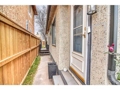 7437 21A Street Se, Calgary, AB - Outdoor