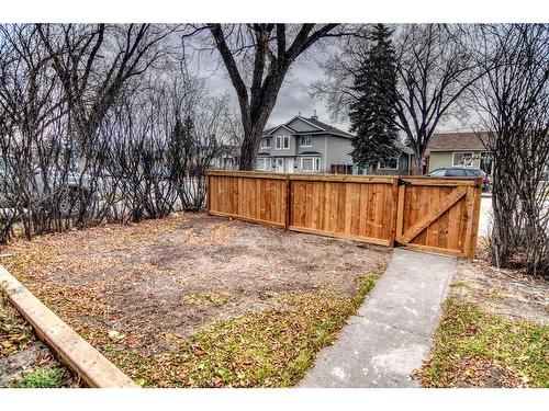 7437 21A Street Se, Calgary, AB - Outdoor