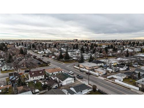 7437 21A Street Se, Calgary, AB - Outdoor With View