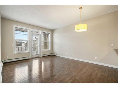 301-22 Panatella Road Nw, Calgary, AB - Indoor Photo Showing Other Room