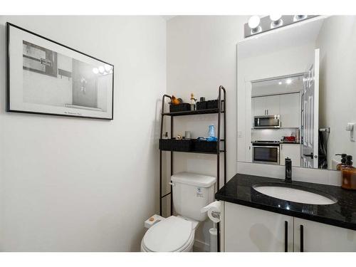 2304-298 Sage Meadows Park Nw, Calgary, AB - Indoor Photo Showing Bathroom