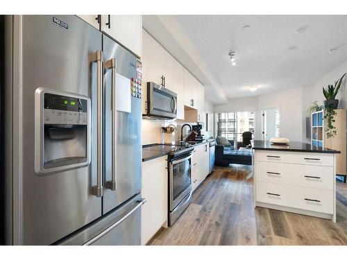 2304-298 Sage Meadows Park Nw, Calgary, AB - Indoor Photo Showing Kitchen With Stainless Steel Kitchen With Upgraded Kitchen