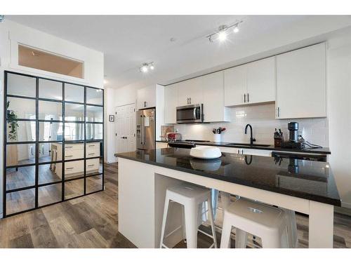 2304-298 Sage Meadows Park Nw, Calgary, AB - Indoor Photo Showing Kitchen With Upgraded Kitchen