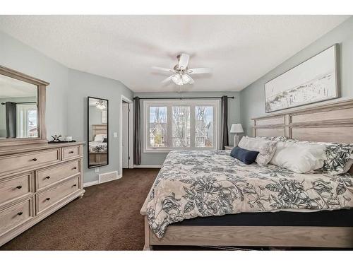 91 Auburn Bay Boulevard Se, Calgary, AB - Indoor Photo Showing Bedroom