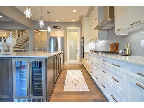 117 Aspenmere Bay, Chestermere, AB - Indoor Photo Showing Kitchen