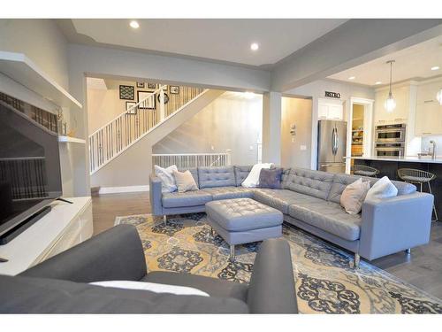 117 Aspenmere Bay, Chestermere, AB - Indoor Photo Showing Living Room