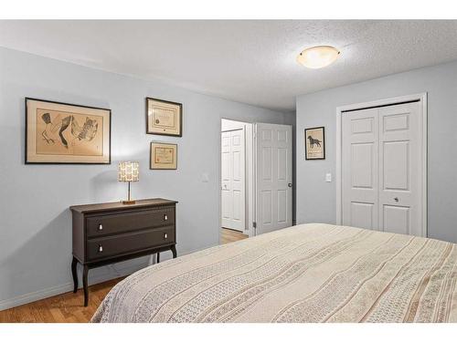 D-6 Otter Lane, Banff, AB - Indoor Photo Showing Bedroom