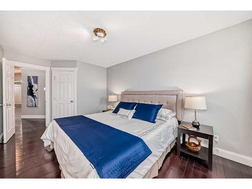 113 Copperfield Mews Se, Calgary, AB - Indoor Photo Showing Bedroom