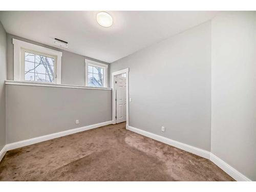 113 Copperfield Mews Se, Calgary, AB - Indoor Photo Showing Other Room