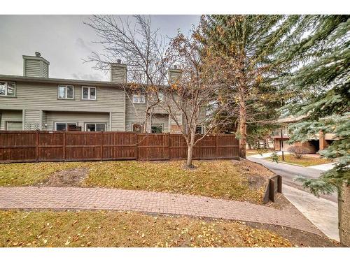 579 Point Mckay Grove Nw, Calgary, AB - Outdoor