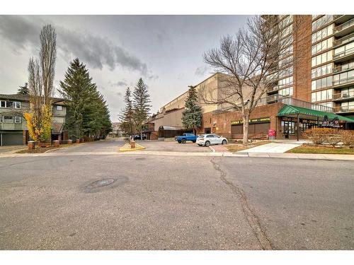 579 Point Mckay Grove Nw, Calgary, AB - Outdoor