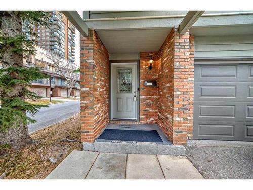 579 Point Mckay Grove Nw, Calgary, AB - Outdoor