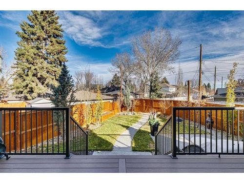 110 Lissington Drive Sw, Calgary, AB - Outdoor