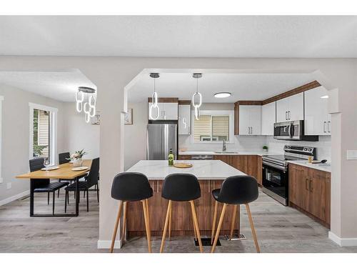 238 Maunsell Close Ne, Calgary, AB - Indoor