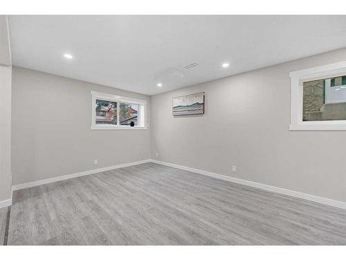 238 Maunsell Close Ne, Calgary, AB - Indoor Photo Showing Other Room