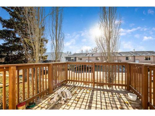 128 8 Avenue Se, High River, AB - Outdoor With Deck Patio Veranda